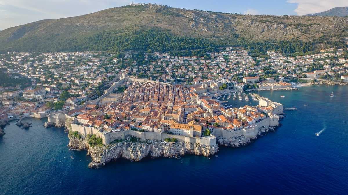 Dubrovnik travel image