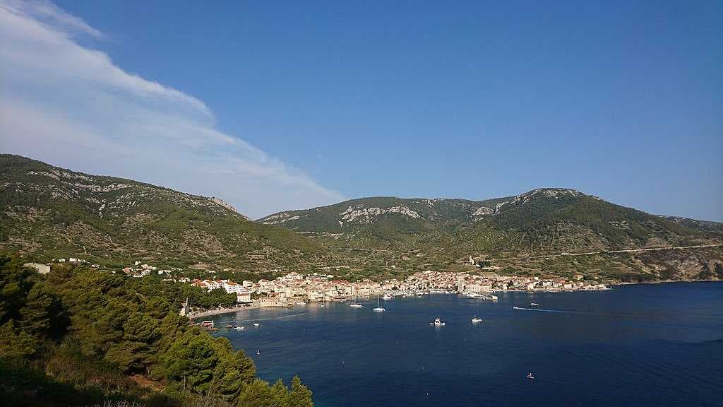 Vis travel image