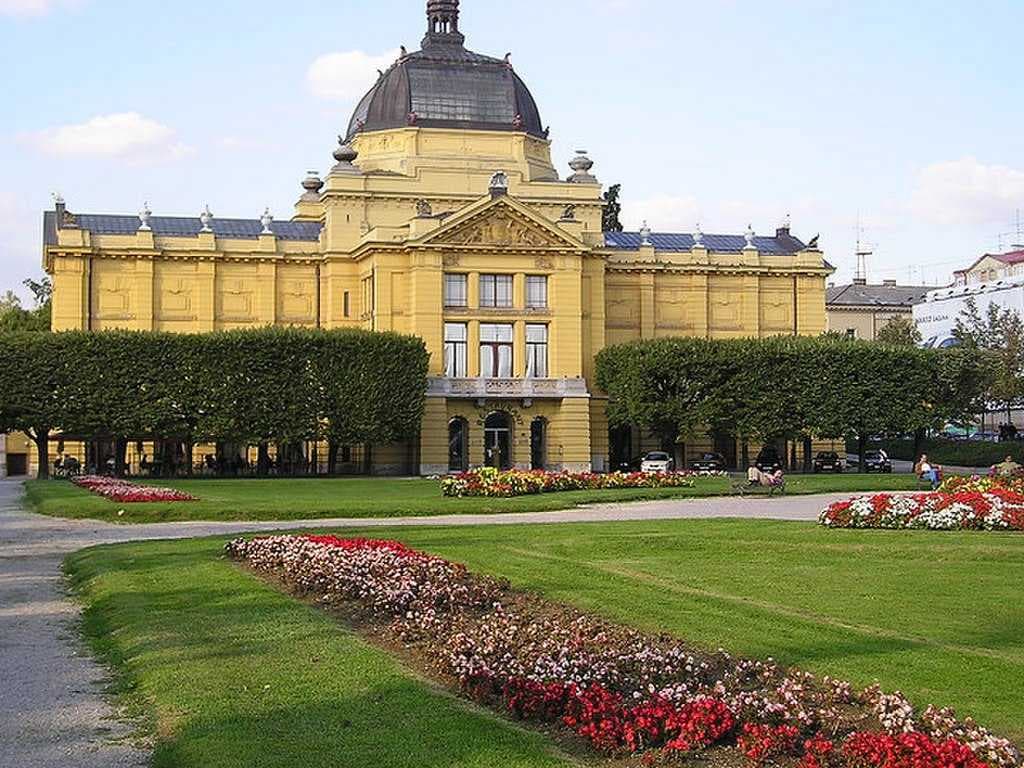 Zagreb travel image