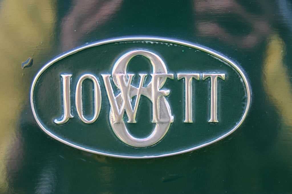 Jowett Cars Eight badge