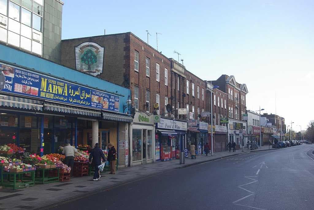 Slough travel image