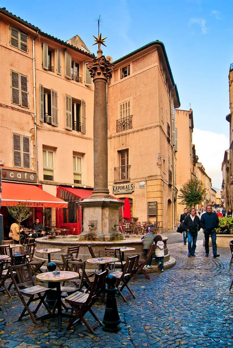 Rue Espariat in November 2013