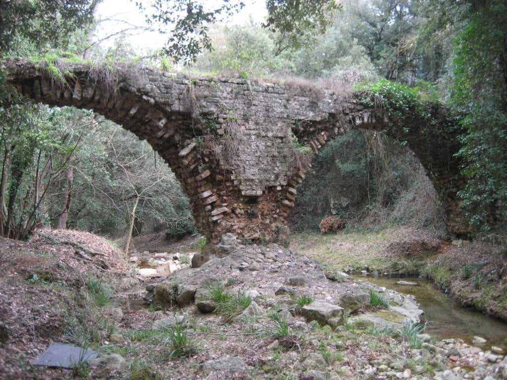 Bouillide aqueduct