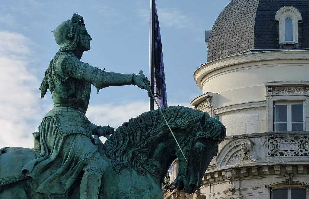 Statue of Joan of Arc, Place du Martroi