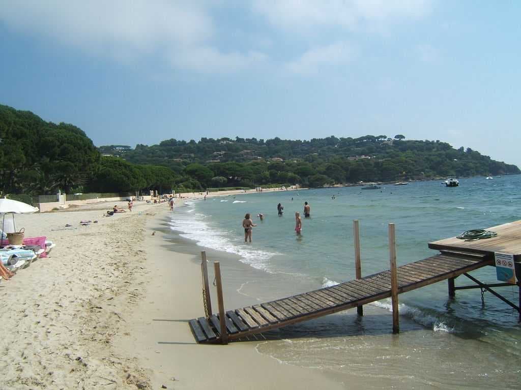 Tropezian Tahiti beach in 2011