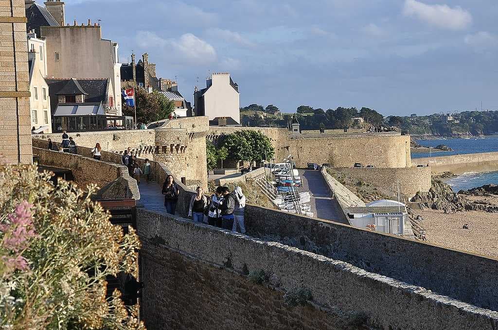 Saint Malo travel image