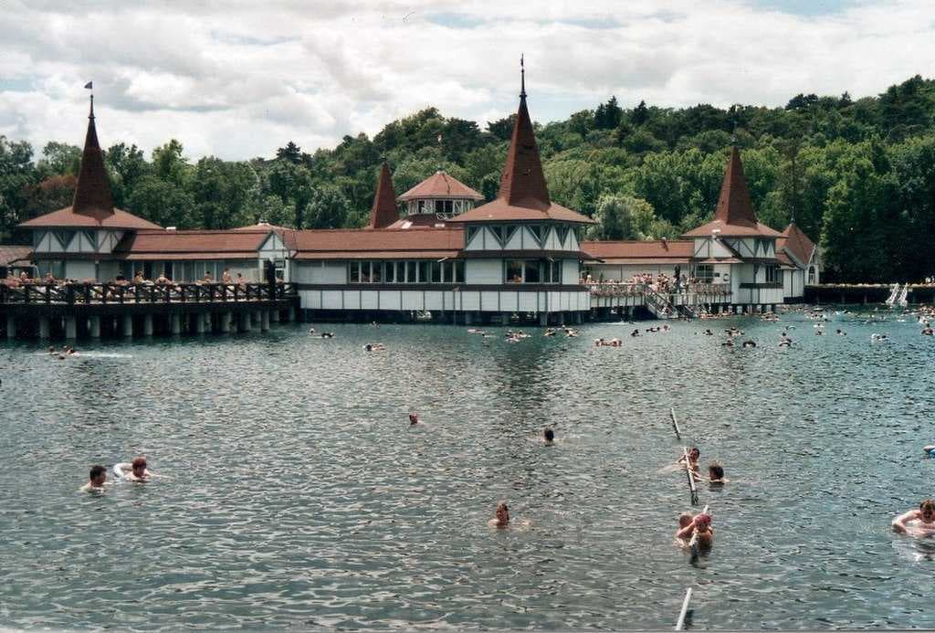 Heviz travel image