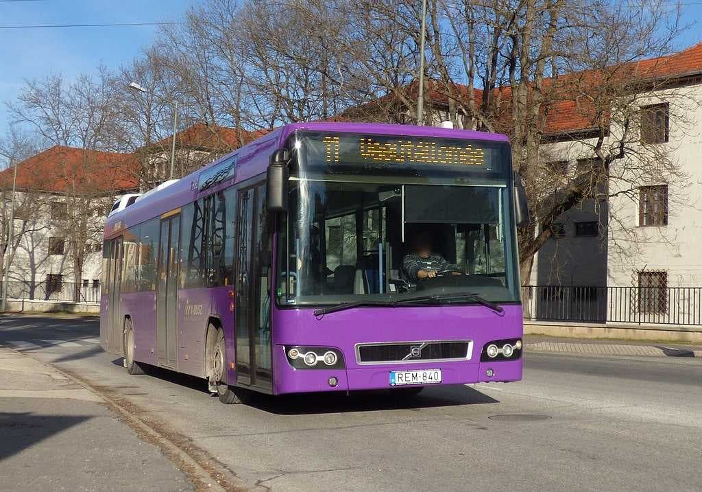 Volvo 7700 on Line 11 operated by V-Busz