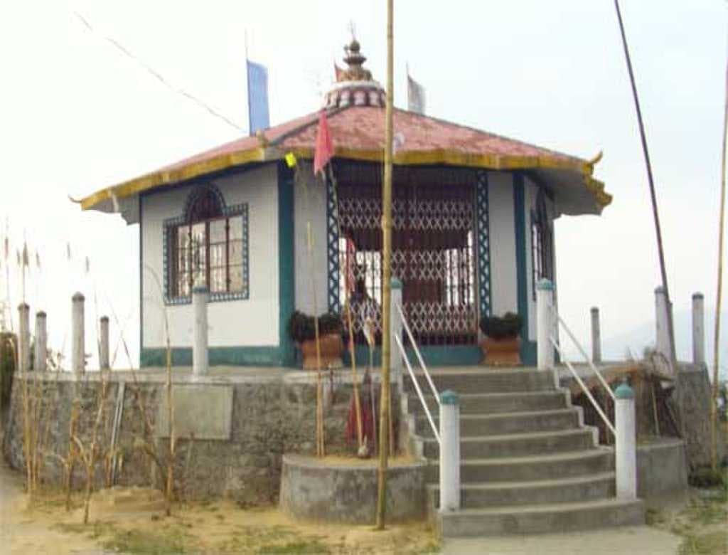 Aritar travel image