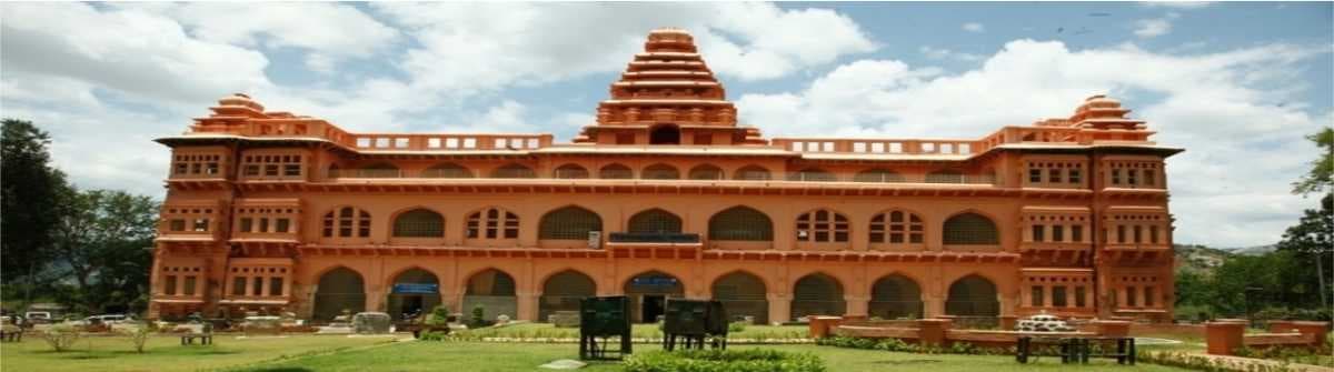 Chandragiri Fort - Historic Fort in Chittoor