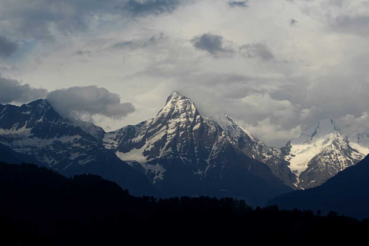 Snowy Peaks in Dalhousie