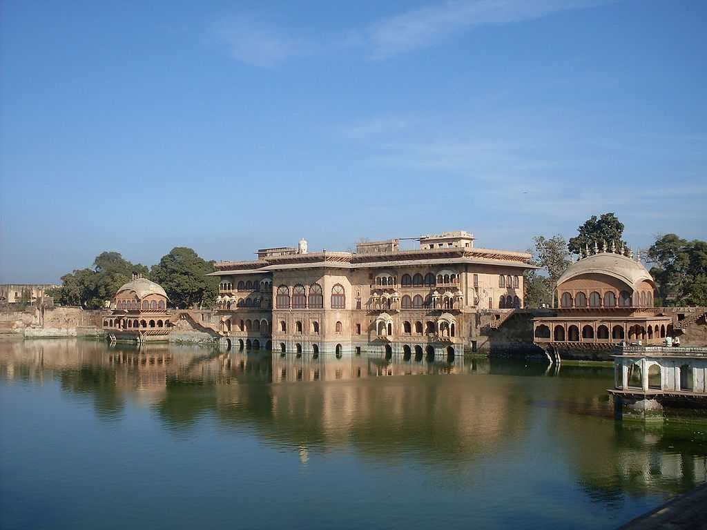 Deeg travel image