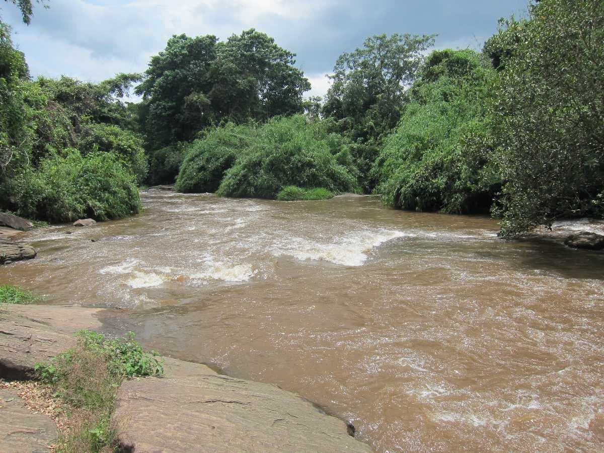 Paniyeli Poru by the Periyar River