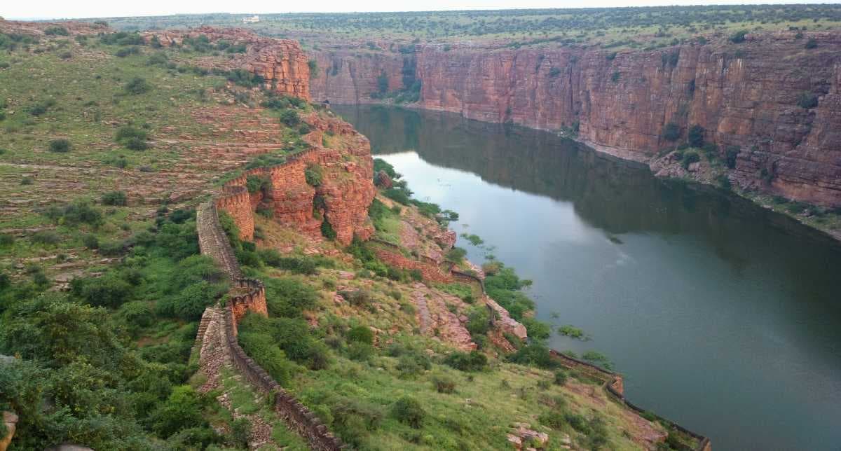 Pennar River through Gandikota Gorge