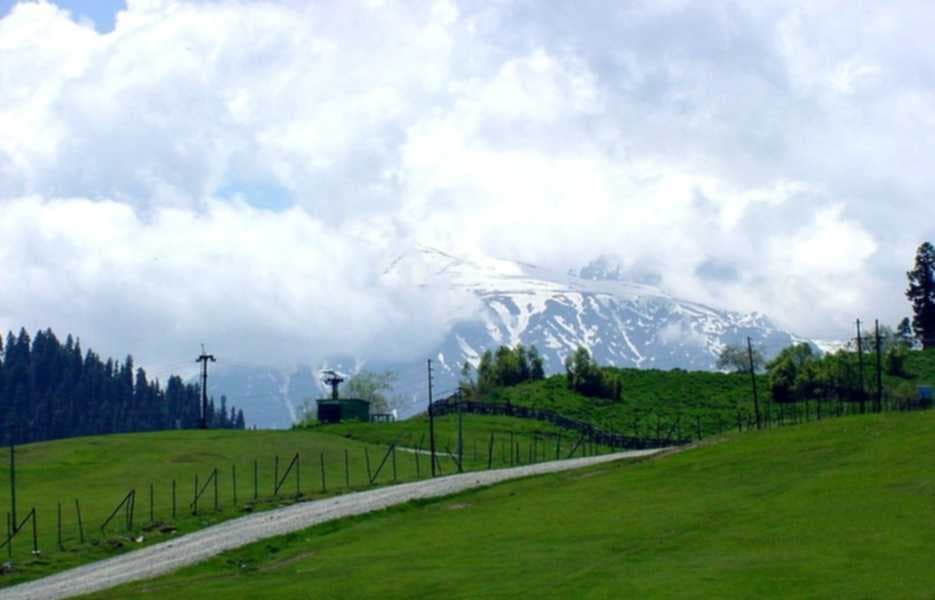 Khilanmarg - Just 6 Kms Away From Gulmarg