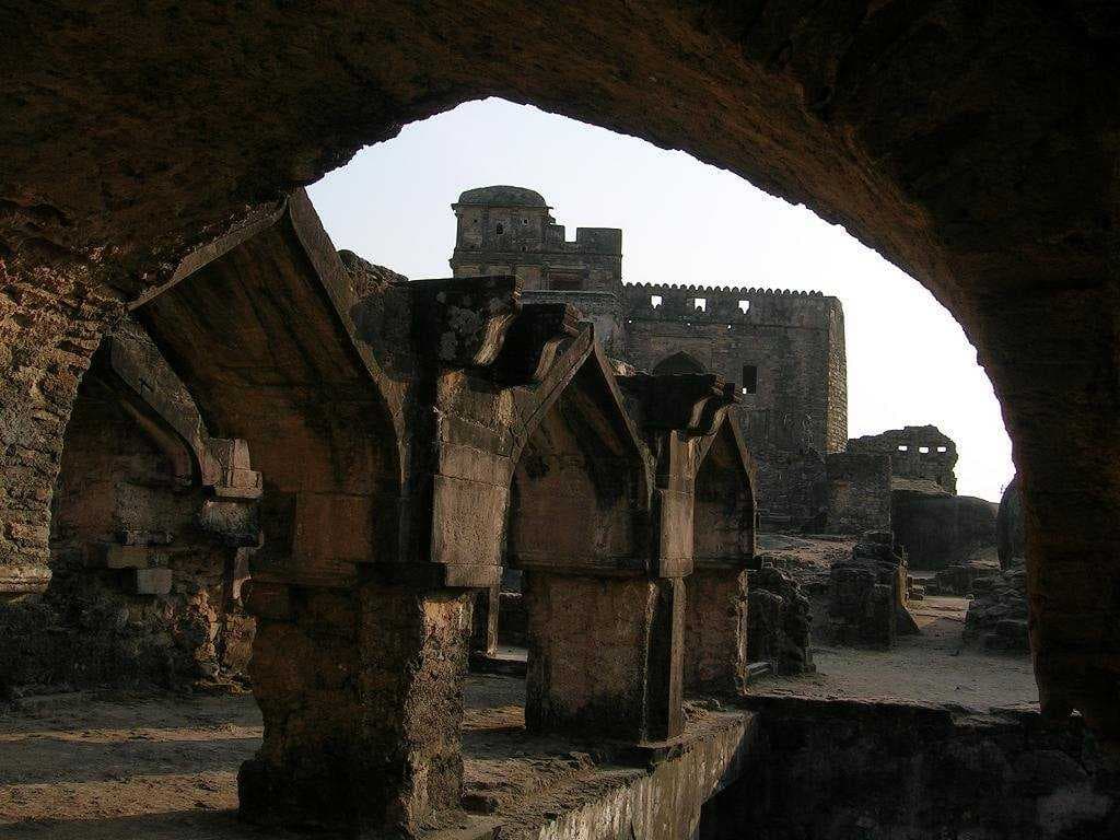 Madan Mahal Fort