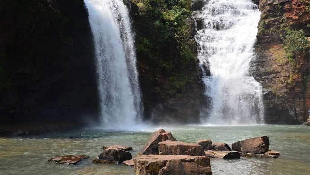 Waterfall in Kanger Valley National Park