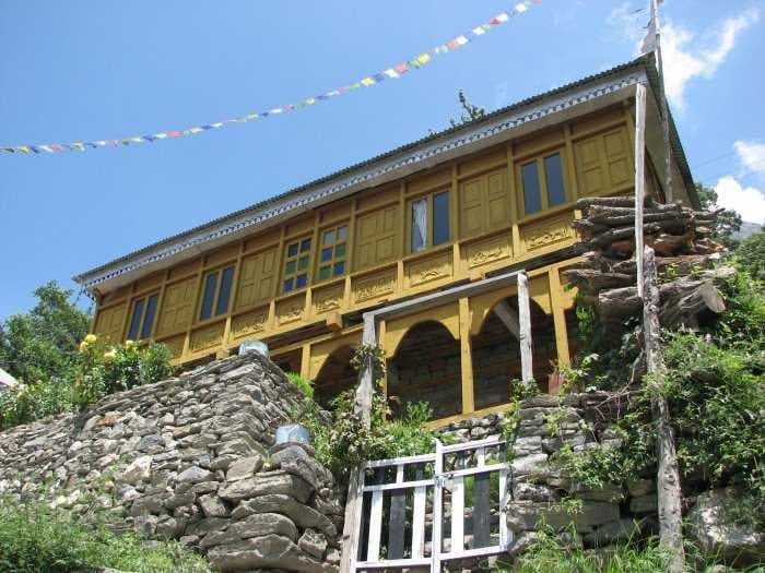 Roghi Village