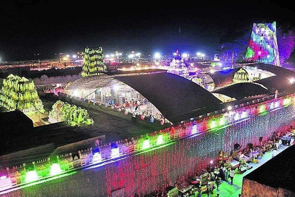 Famous Rajarajeshwari Temple in Karimnagar