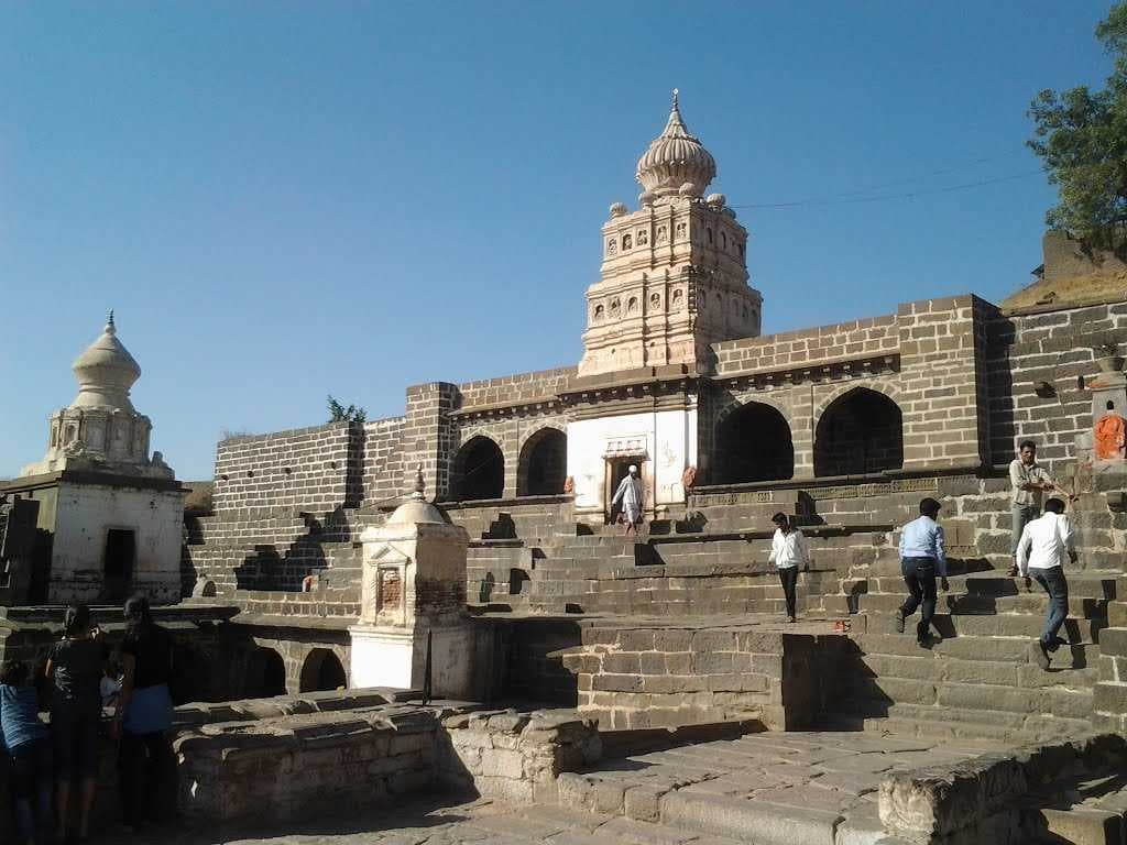 Gomukh Temple