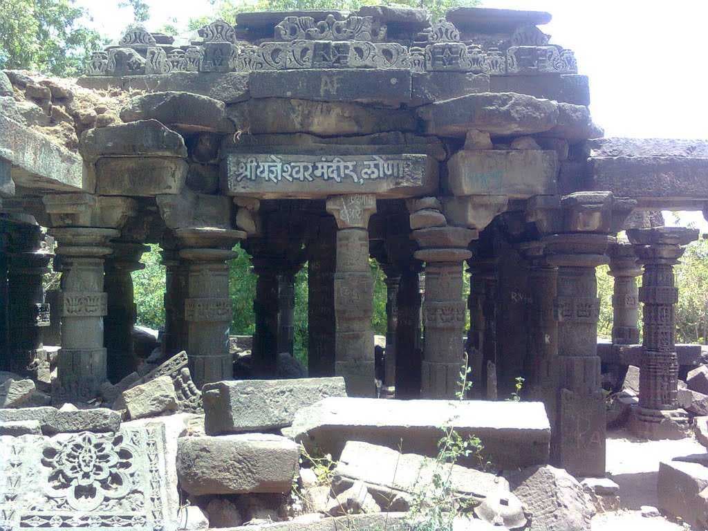 Lonar Temple view 4 (Yadneshwar). à ¤¯à ¤?à ¥?à ¤?à ¥?à ¤¶à ¥?à ¤µà ¤° à ¤®à ¤?à ¤¦à ¥?à ¤°, à ¤²à ¥?à ¤£à ¤¾à ¤° à ¤¸à ¤°à ¥?à ¤µà ¤°.