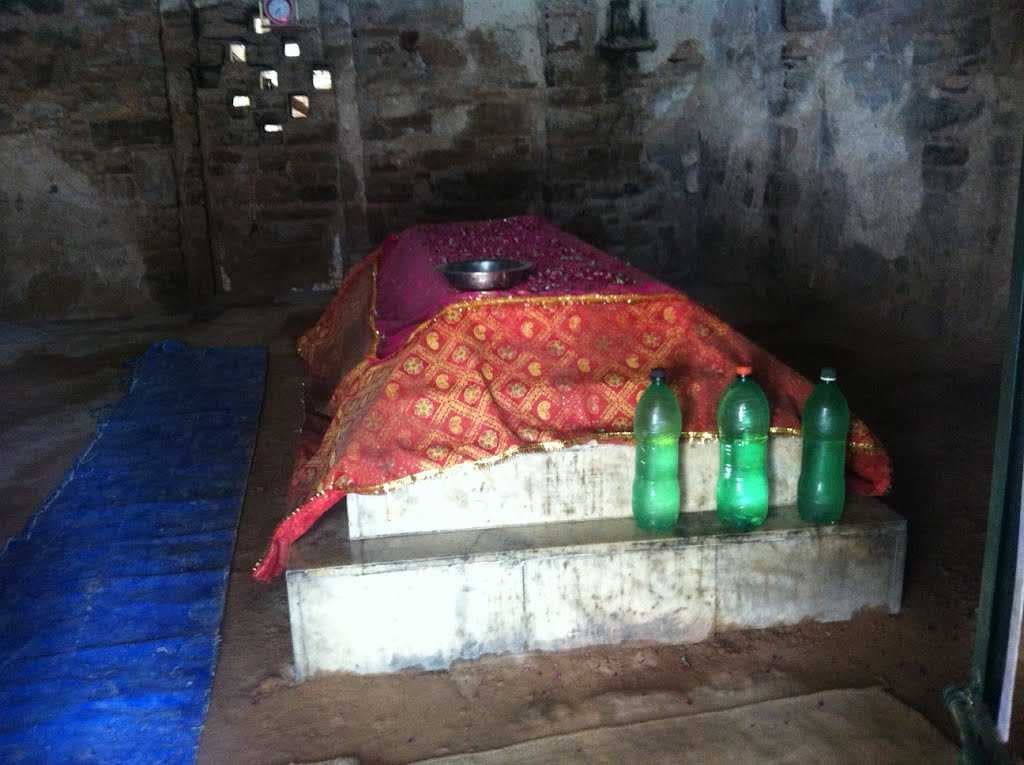 Tomb of Pir Turkman