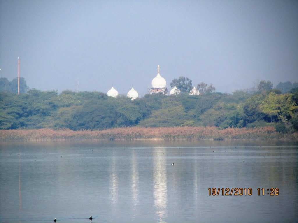 GURUDWARA (SIKH TEMPLE ) NEAR SUKHNA LAKE