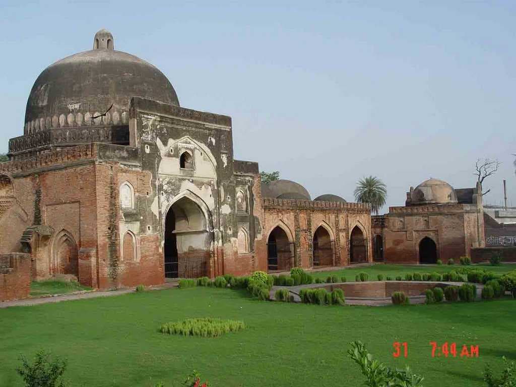 Kabuli Bagh Mosque