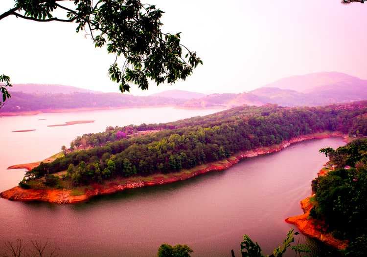 Umiam Lake - Manmade Reservoir in Shillong