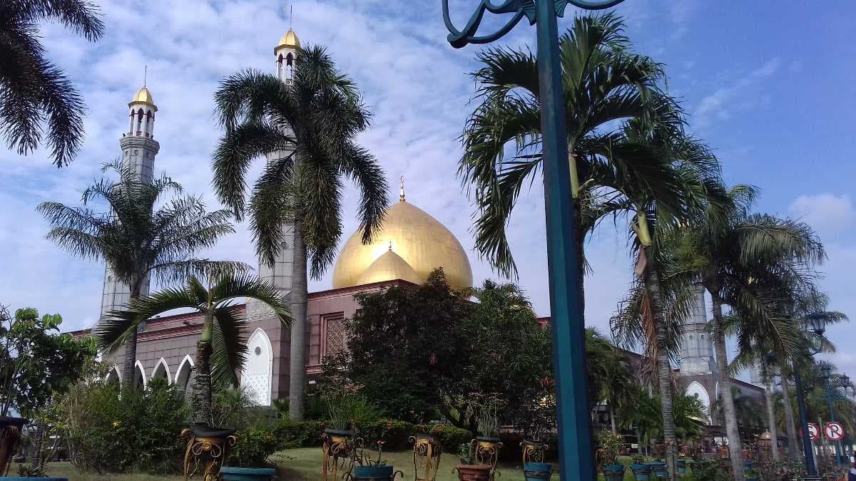 Dian Al-Mahri Mosque - Also Known as Golden Dome Mosque