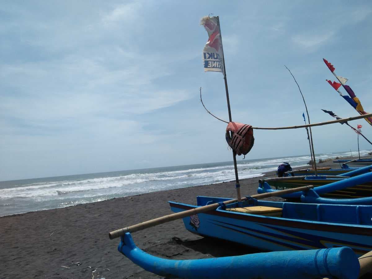 Depok Beach - Picturesque Black Sand Beach