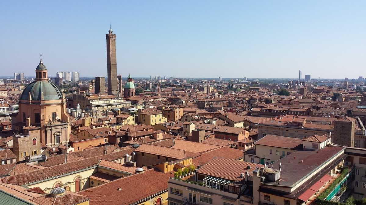 Bologna travel image