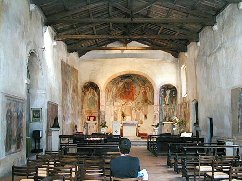 San Pietro in Mavino inside.