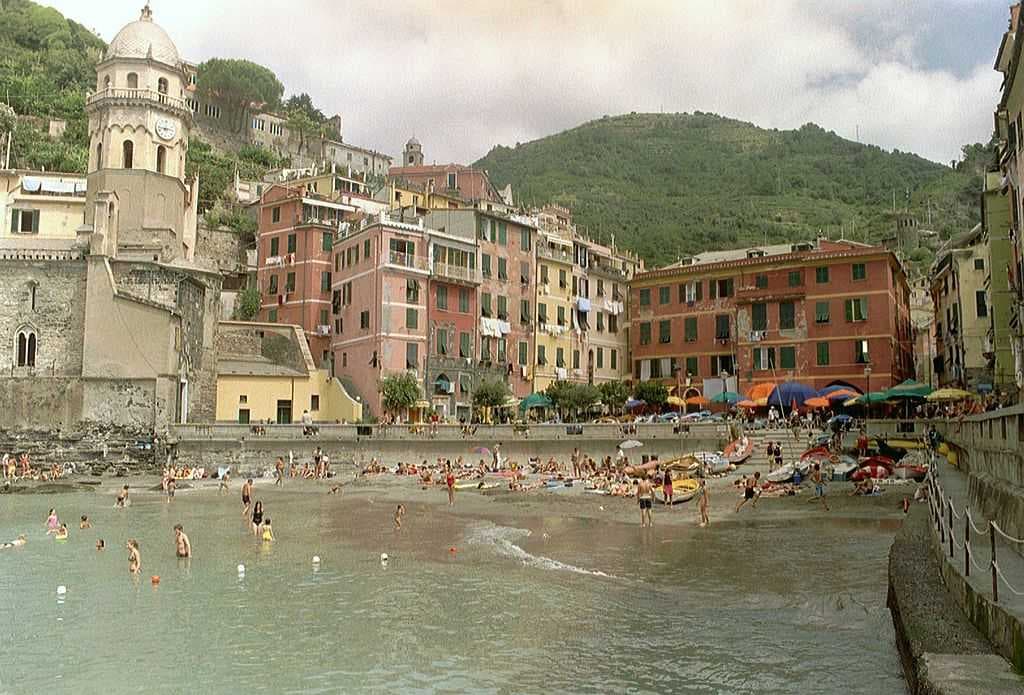 Vernazza travel image