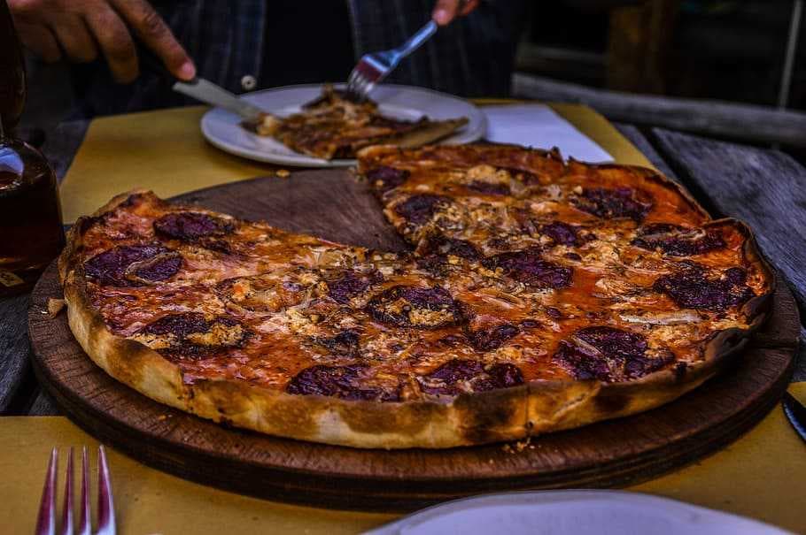 Sea fruit Pizza at Clans one cafe