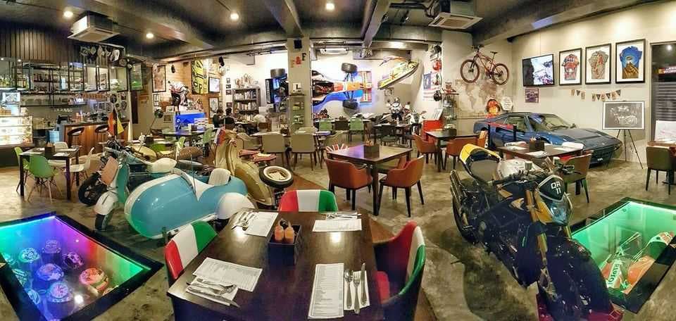 Enthralling interiors of Feast and Furious Cafe