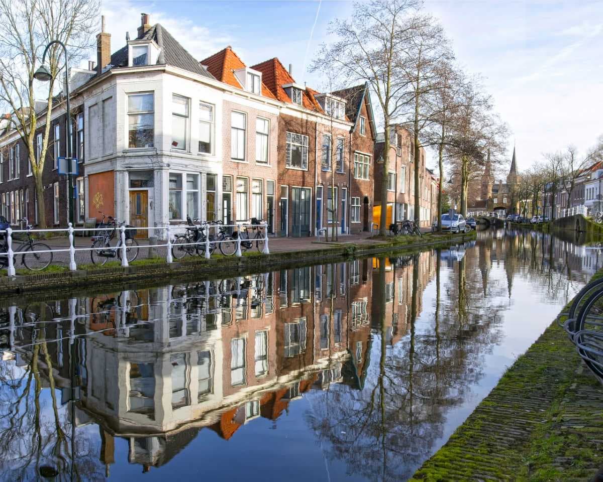 Delft travel image