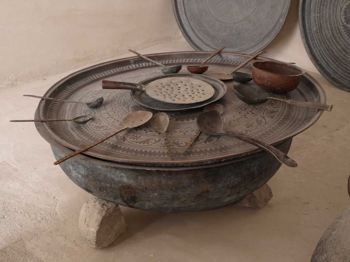 Antiques Found in the Interior of Jabrin Castle