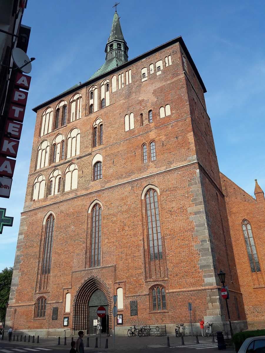 Kolobrzeg travel image