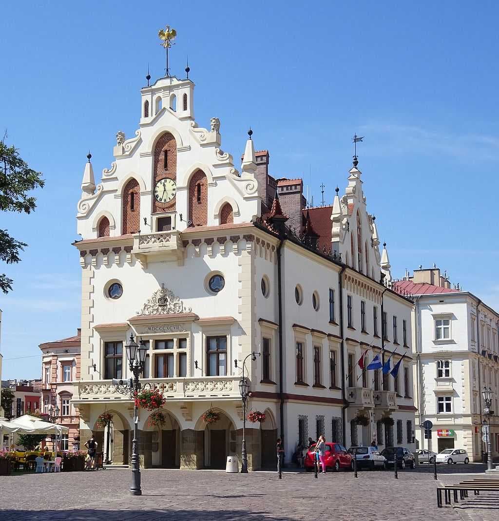 The City Hall in the Main Market Square. Initially built in the 16th century, it was later remodelled in Neogothic and Renaissance Revival styles