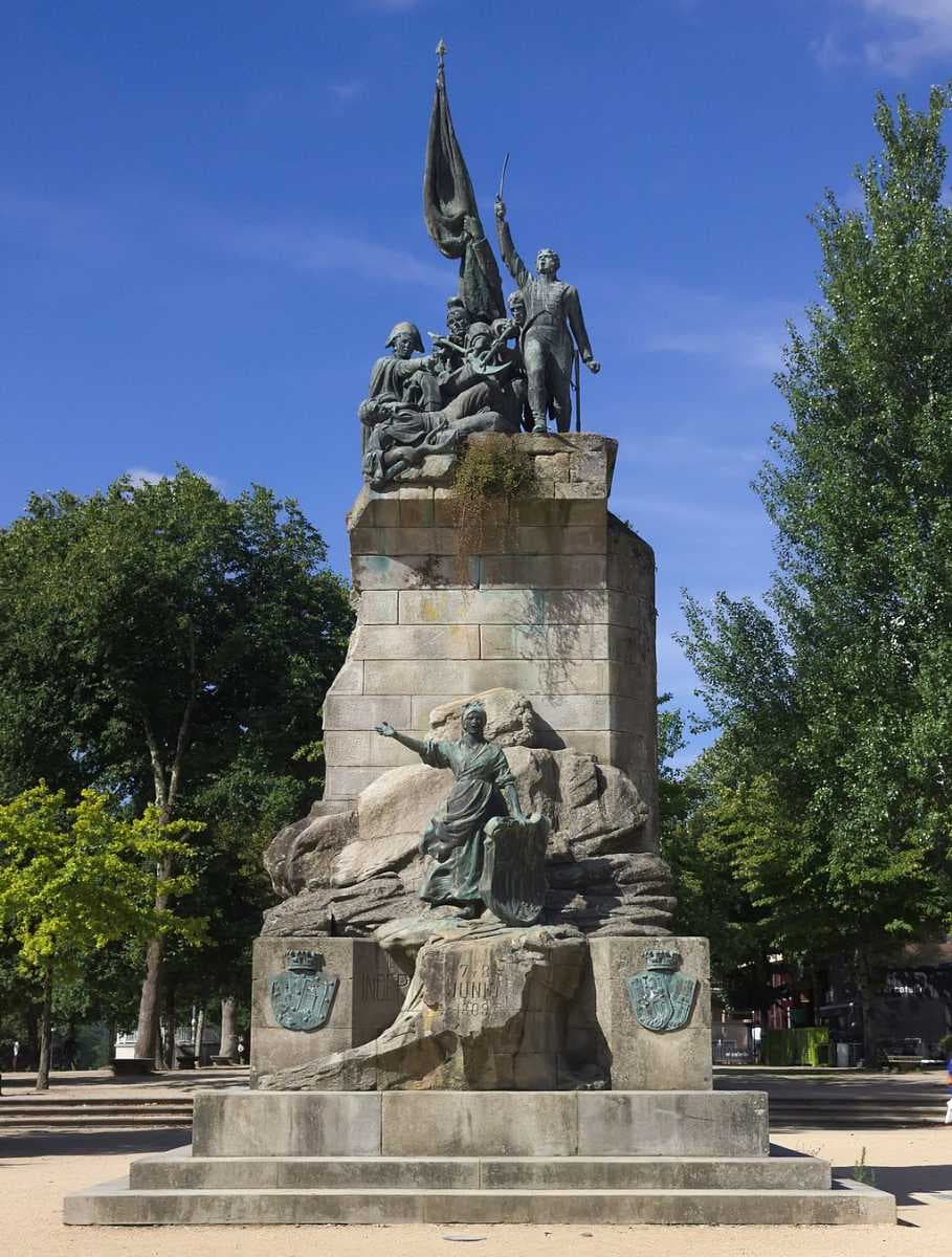 Pontevedra travel image