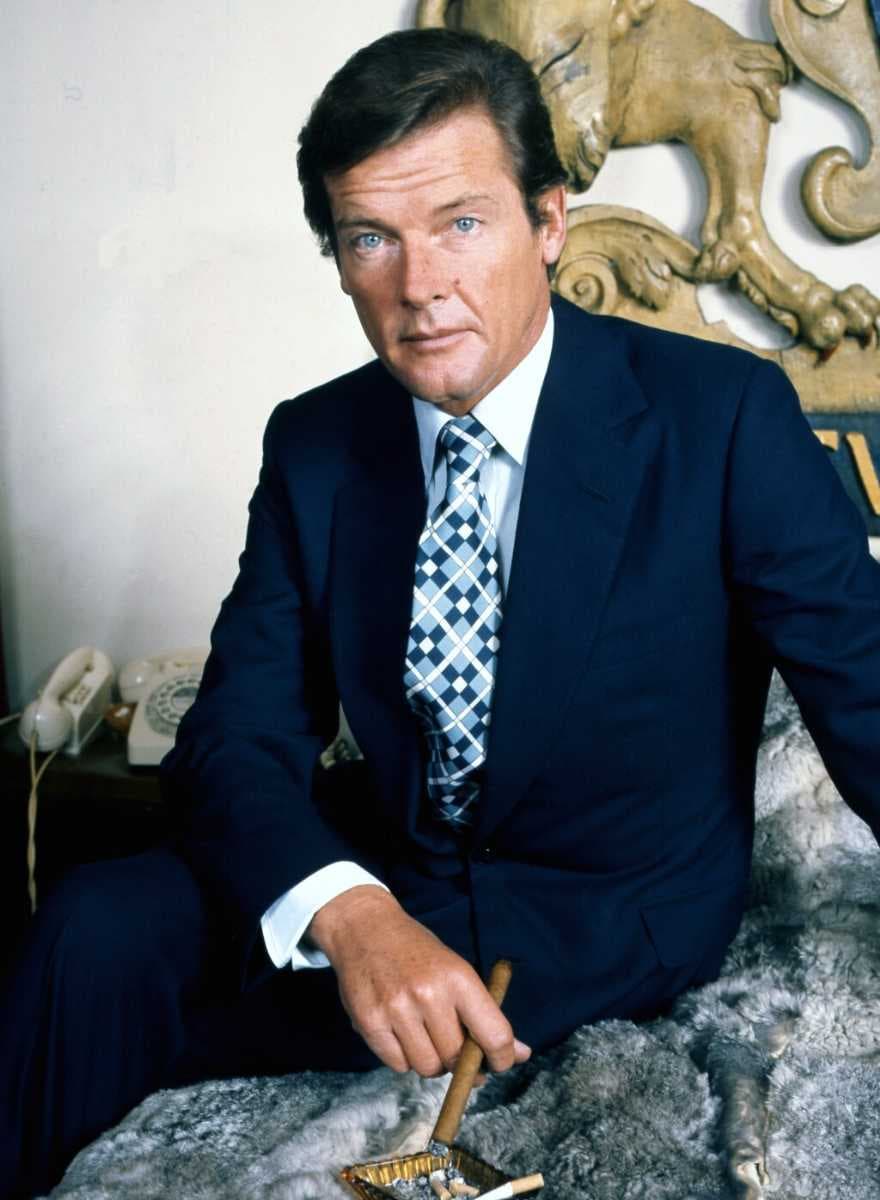 Roger Moore, 1973