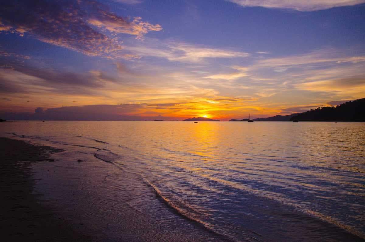 Sunrise Beach - 800 m Long White Sand Beach