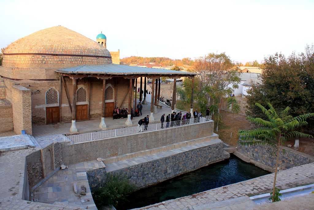 Nurota travel image