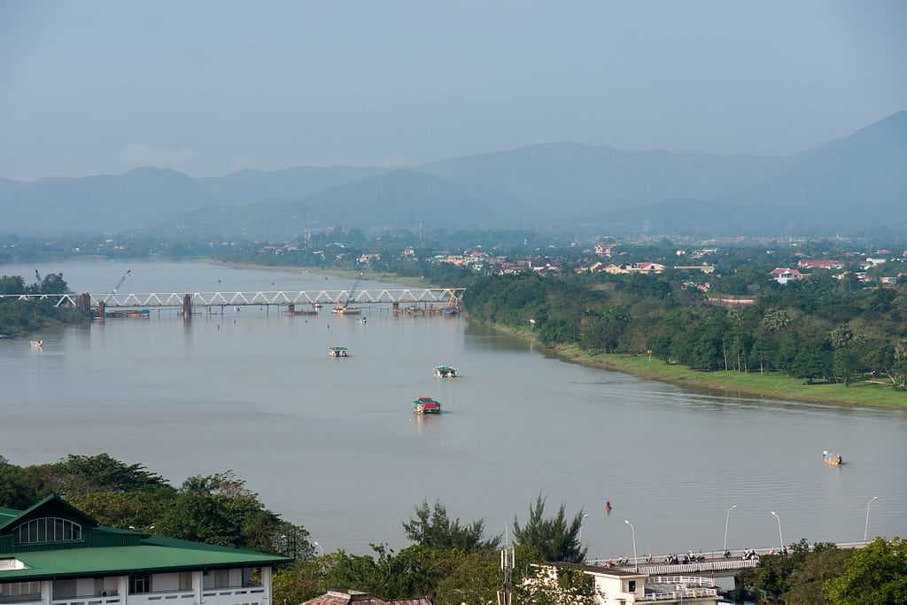 Tinh Tam Lake - Rectangular Shaped Lake