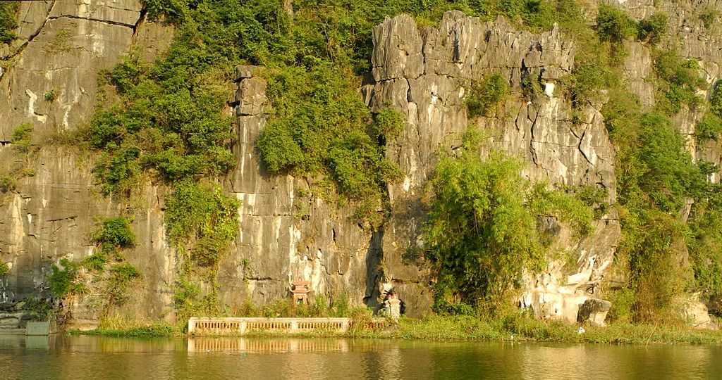 Ninh Binh travel image