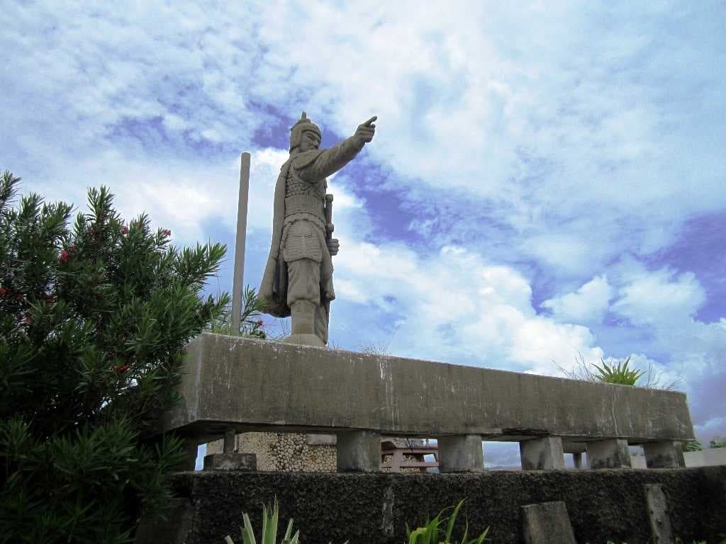 Tran Hung Dao (Grand Prince) Monument
