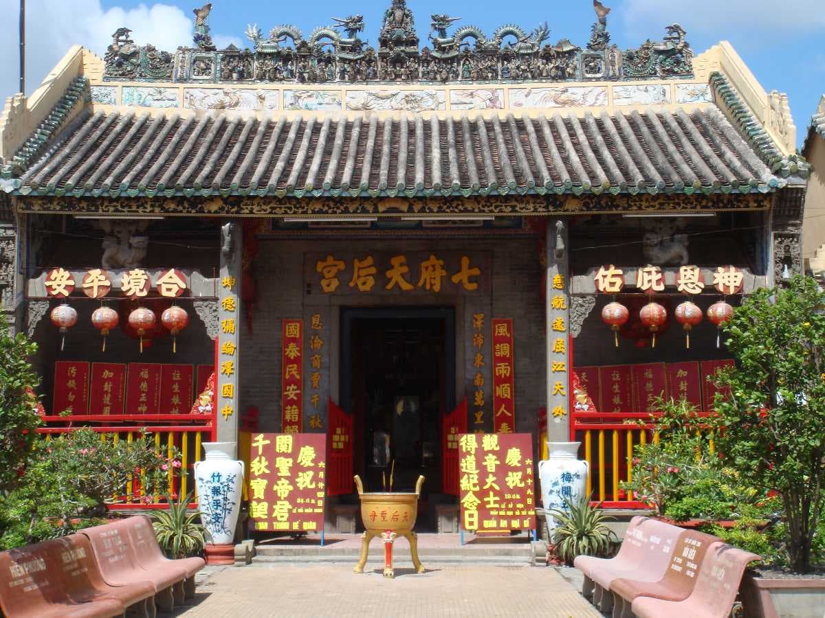 Thien Hau Tu Pagoda - Built in Chinese Style