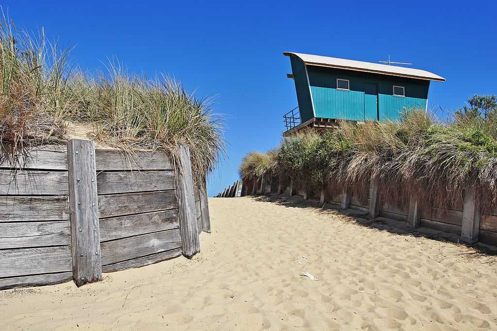 Lakes Entrance travel image