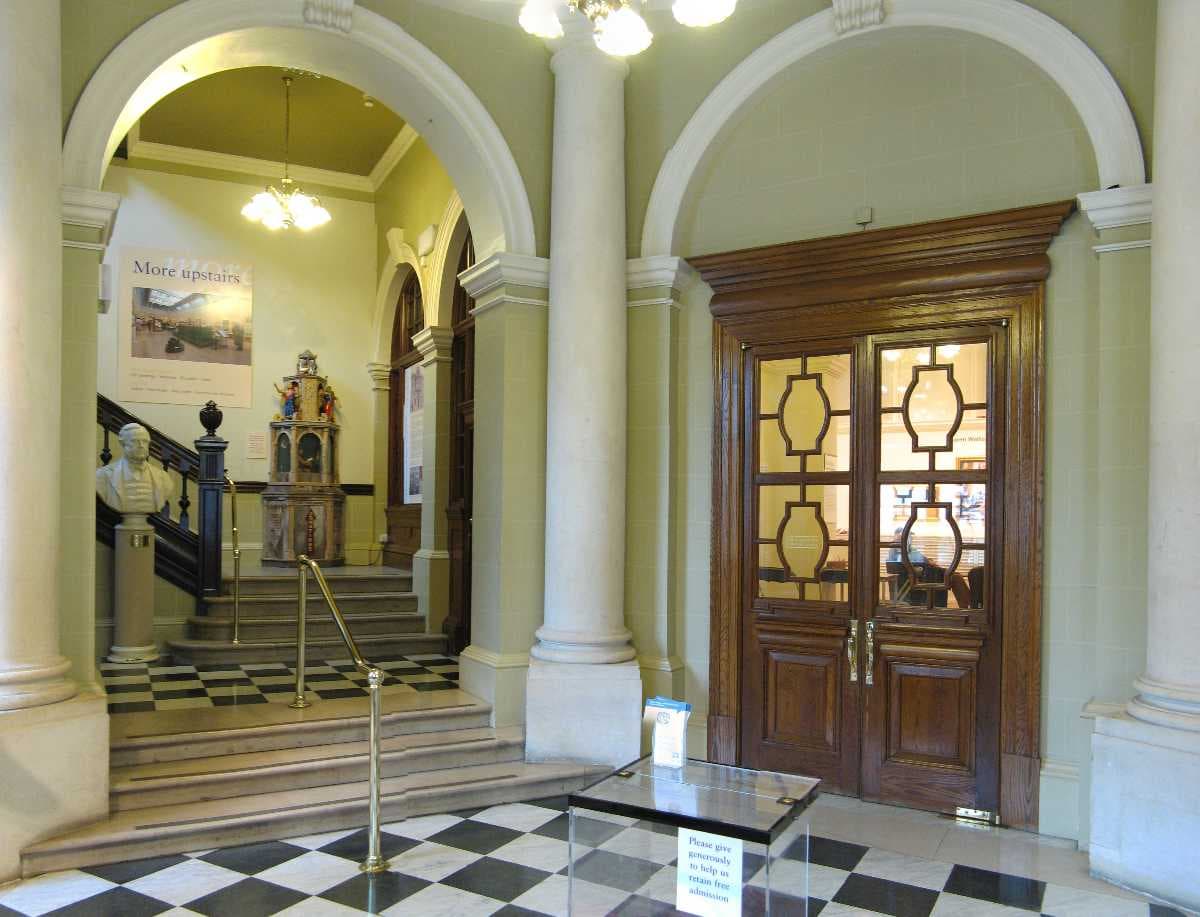 The victorian art gallery